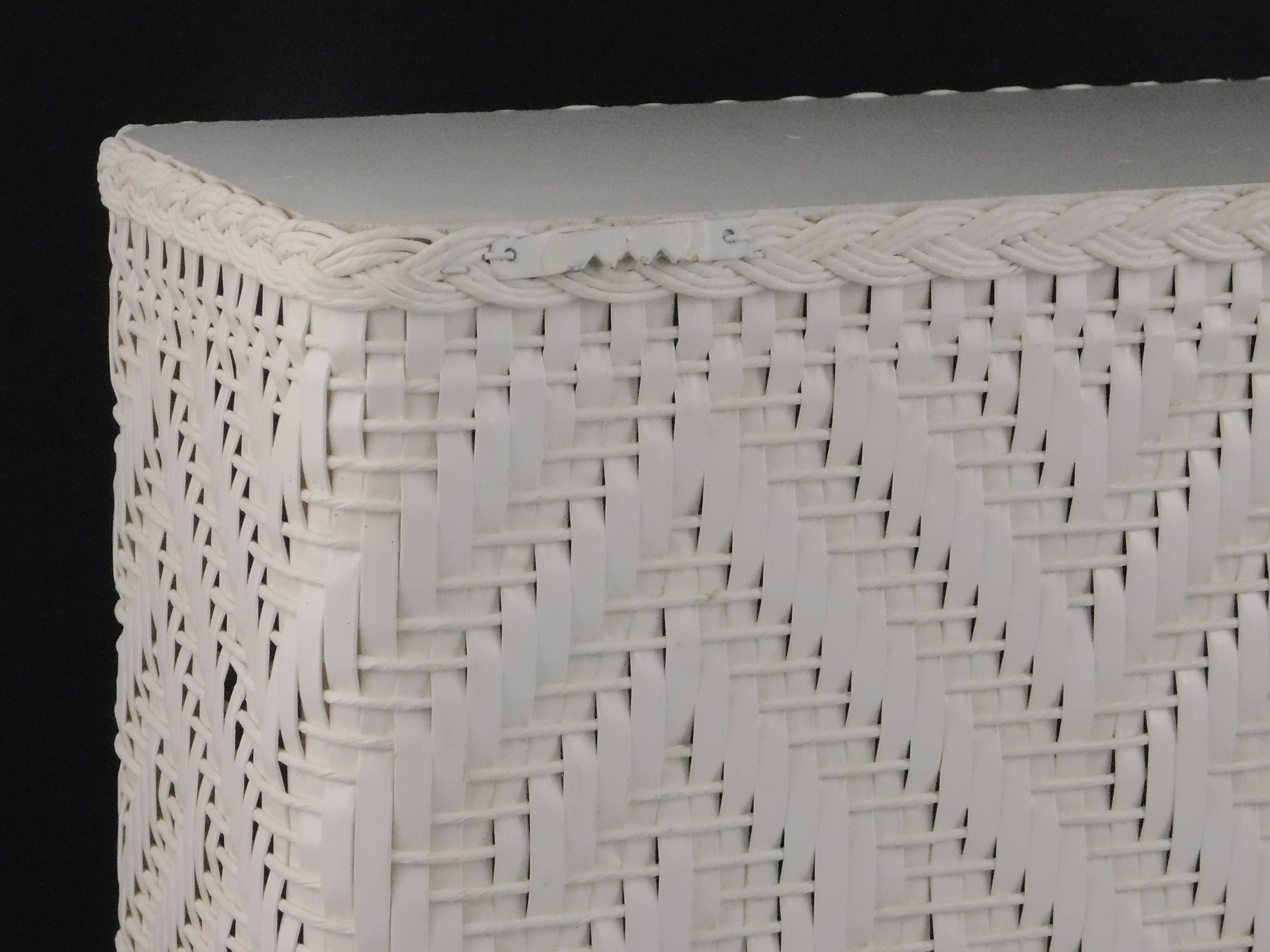 Armario de almacenamiento de mimbre blanco dos estantes | Etsy