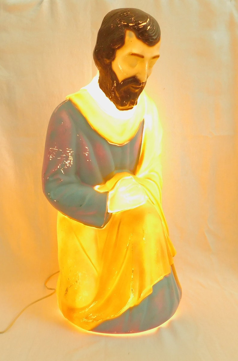27 Vintage Kneeling Joseph Blow Mold Working Lighted Outdoor Nativity