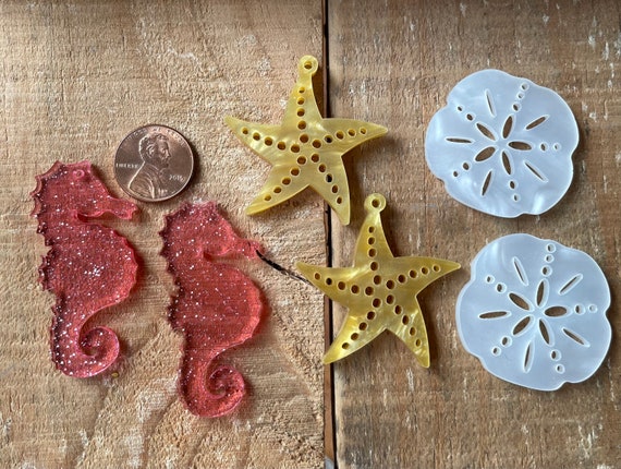 Custom laser cut acrylic Starfish, Seahorse, Sand Dollar, for earring, bracelet or necklace, 1 piece or pair, Beach Jewelry, Summer Jewelry