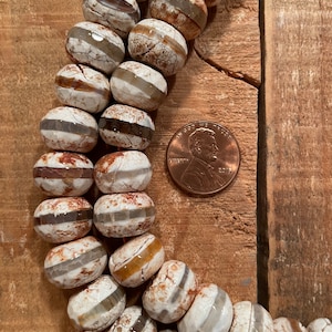Tibetan DZI Agate Line Pattern 15mm x 10mm Faceted Rondelle beads, 5 beads