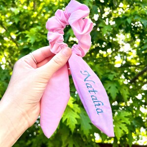 custom scrunchie with embroidered name, embroidered scrunchy, unique scrunchies, cute scrunchie, Christmas gift,personalized, name, monogram