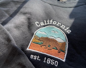 California Vintage Embroidered Sweatshirt