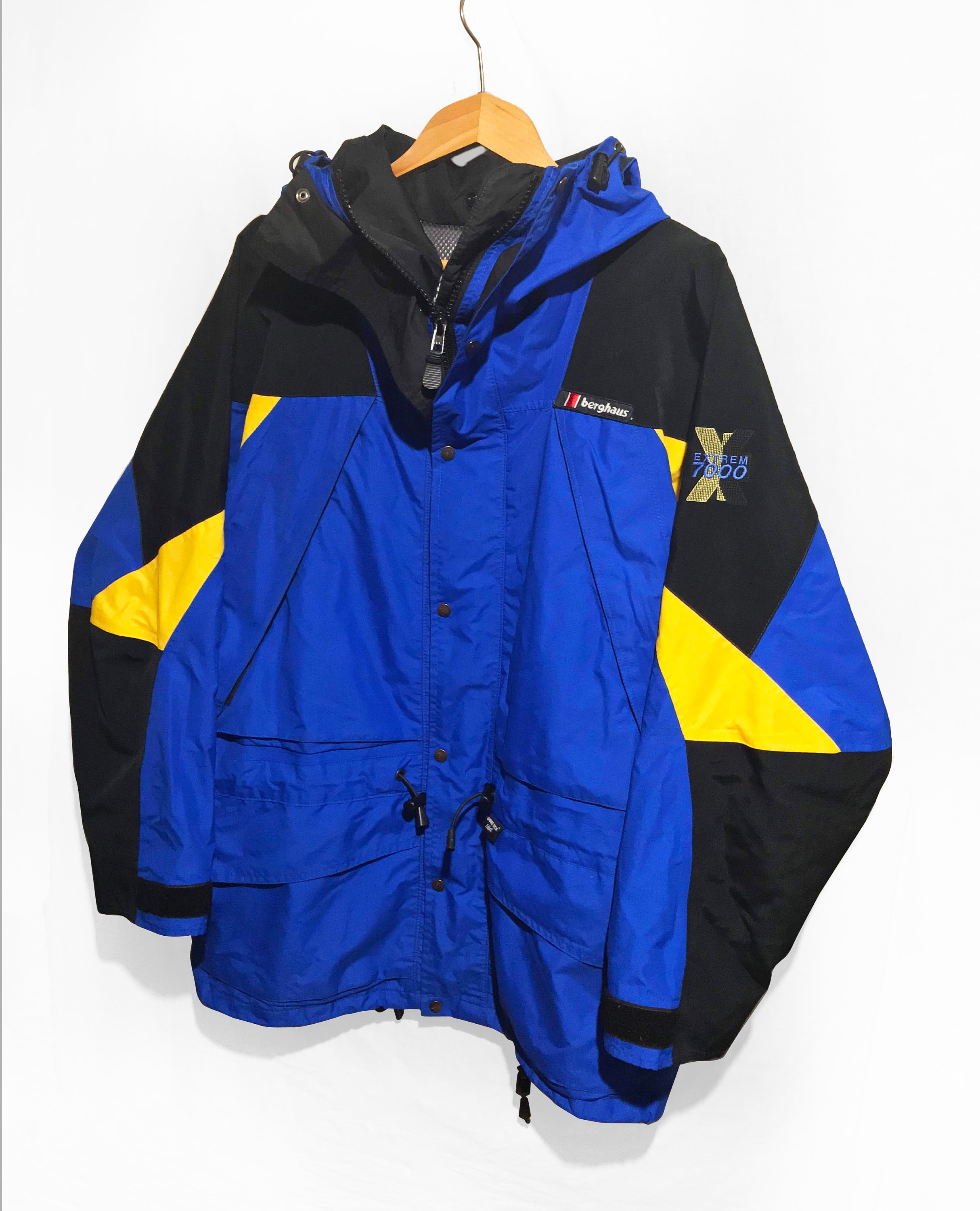 Berghaus extrem store 7000 jacket