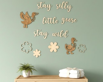Nursery Wall Art Wooden Sign Natural Wood Rustic Decoration Baby Room Duck Decor Woodland Silly Goose Word Girl Bedroom Decoration Gift