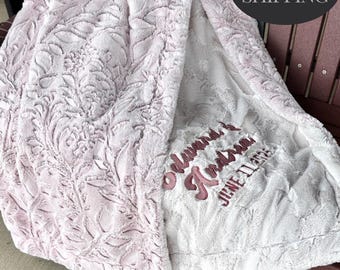 Personalized ultra soft throw minky blanket for mom present new home gift monogrammed blanket custom name gift for mama birthday mothers day