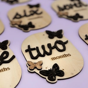Baby Milestone Disk Monthly Marker Butterfly Decoration Nursery Keepsake Photography Prop Infant Picture Memory Card Wooden Age First Year