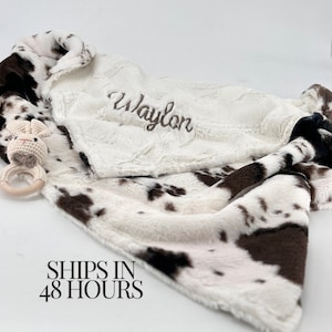 Personalized plush cowhide minky baby blanket Western Newborn baby gift soft cowboy shower idea for new mom with highland cow embroidery