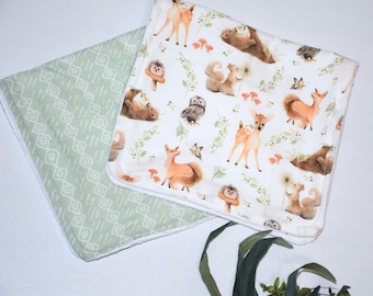 Personalized baby gifts, Baby boy burp cloths-  Baby Boy Shower Gift -Woodland baby gift-gender neutral baby gift- deer burp cloth