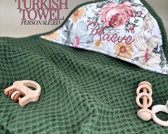 Personalized Baby Towel Turkish Cotton Floral Nursery Decor Toddler Towel OEKO-TEX Certified New Mom Baby Gift Soft Absorbent Quick Dry Fade