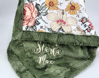 Vintage Floral Baby Blanket Girl Name Blanket Personalized Baby Shower Present Custom Name Gift Newborn Minky Crib Bedding Soft Plush