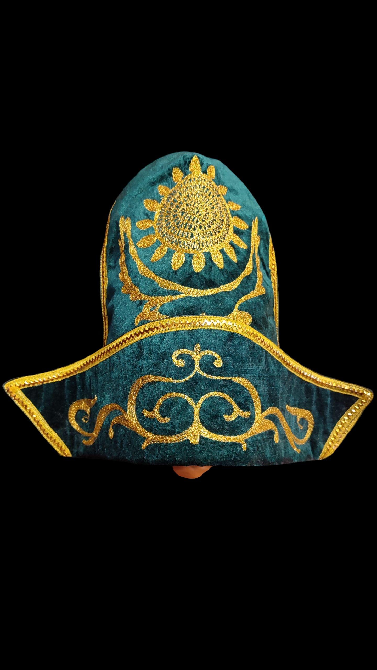 Vintage Central Asian Takia Cap - Blue Velvet & Gold Embroidery Skullcap Vintage Central Asian Takia Cap - Blue | Mercari main image 3