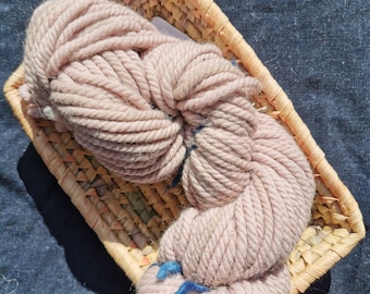 Triple twirled yarn, beige merino