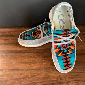 hey dudes aztec print
