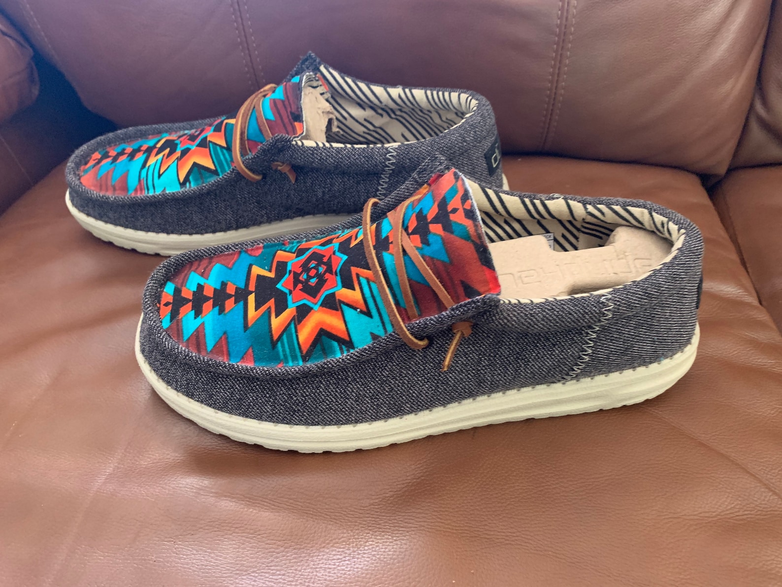 hey dude women's aztec