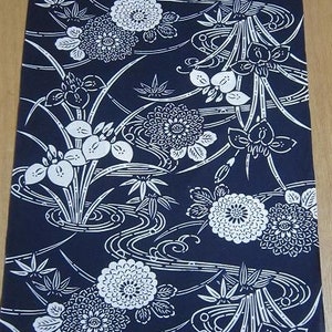 Roll of whole bolt vintage yukata cotton fabric 37m x 11m made in Japan navy flower beautiful