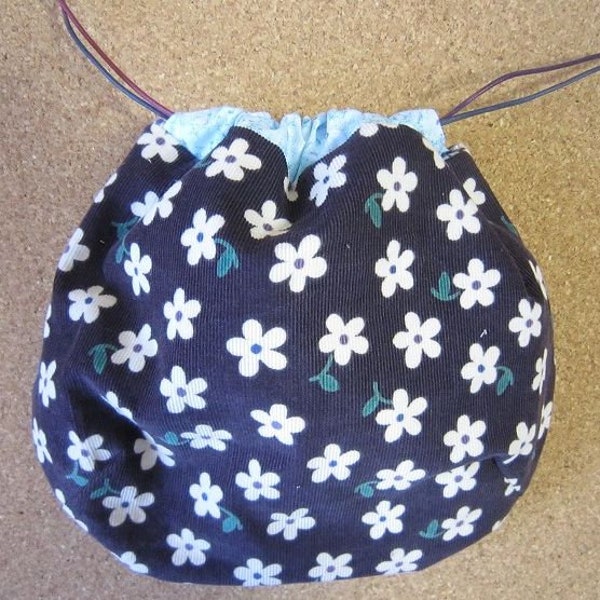 New!! Handmade drawstring bag kinchaku made in Japan kawaii shijimi (clam) shape M size corduroy