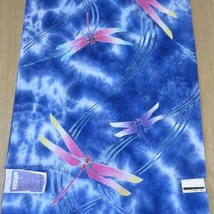 Roll of whole bolt vintage yukata cotton fabric 37cm x 11.8m made in Japan blue beautiful tonbo dragonfly
