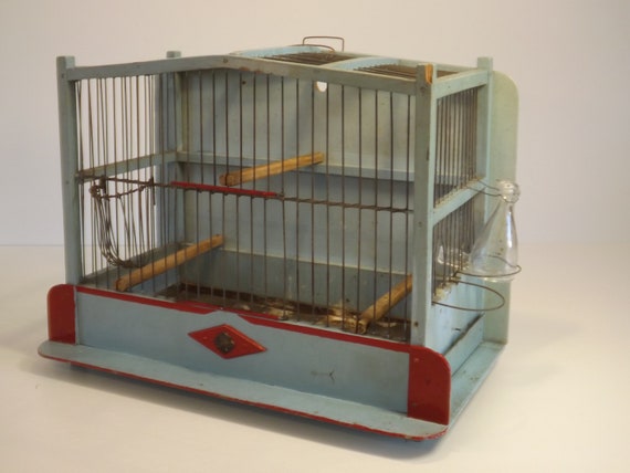 Vieille Cage Oiseau En Bois Vintage Et Abreuvoir Ancien Verre Décoration De Véranda Avec Fleurs Séchées Et Oiseau Shabby Chic Champêtre