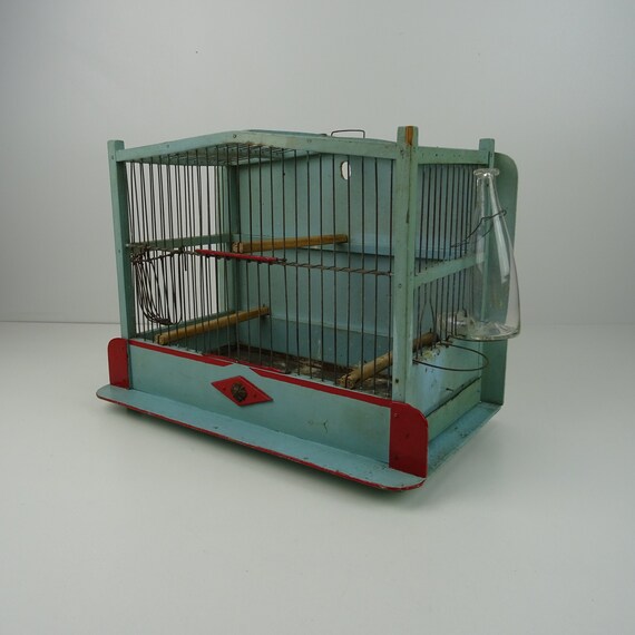 Vieille Cage Oiseau En Bois Vintage Et Abreuvoir Ancien Verre Décoration De Véranda Avec Fleurs Séchées Et Oiseau Shabby Chic Champêtre