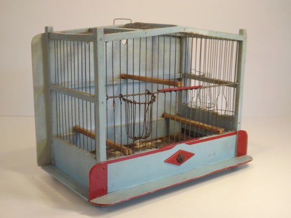 Vieille Cage Oiseau En Bois Vintage Et Abreuvoir Ancien Verre Décoration De Véranda Avec Fleurs Séchées Et Oiseau Shabby Chic Champêtre