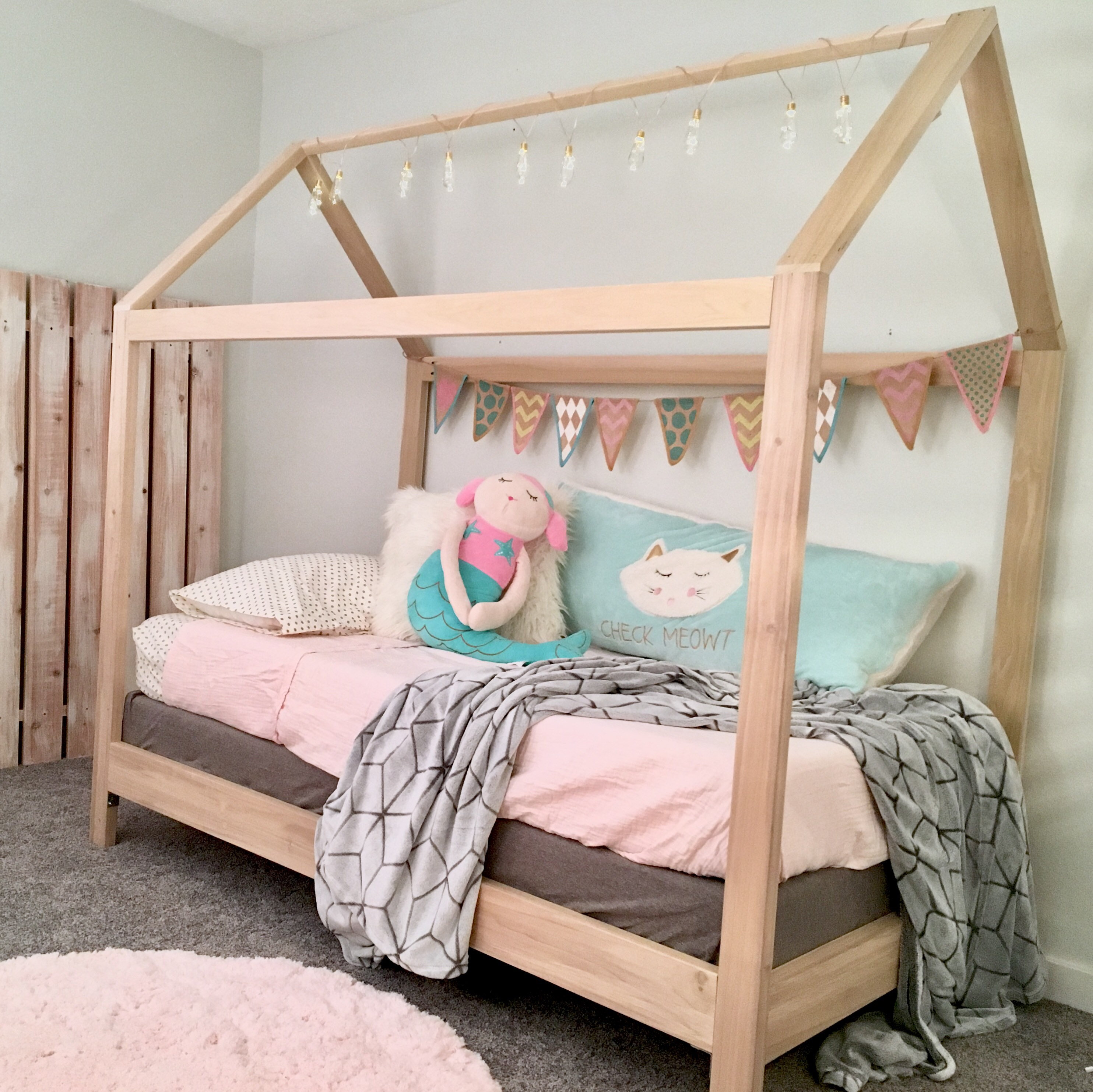 Twin House Bed Frame Slats 6 Legs Montessori Bed Floor Bed