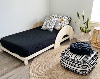 Montessori Wooden Floor Bed: Arched Rails, Multiple Sizes, Toddler-Friendly Platform Frame