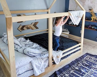 Twin Sized House Bed + slats  + railings, toddler bed, Montessori bed, toddler house bed, twin bed frame, floor bed, handmade in US,