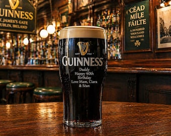 Grawerowany kufel do piwa Guinness „Tulip” – irlandzki barman