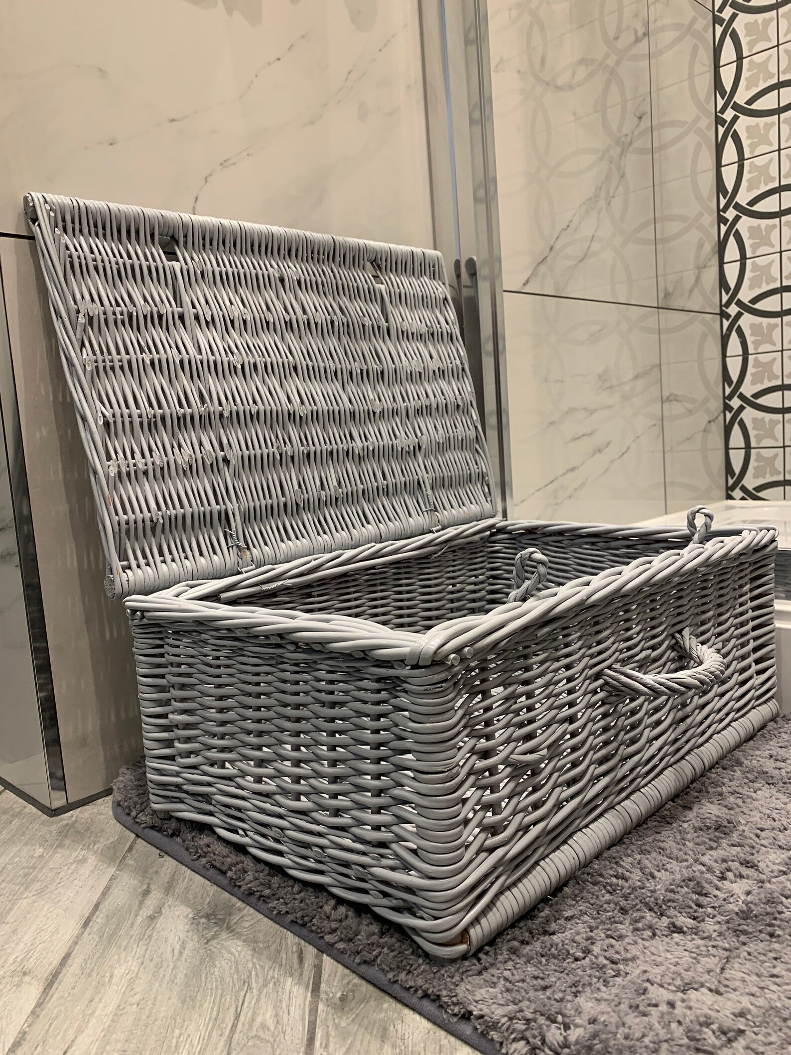 Grey Wicker Baskets With Lid / Hamper Baskets With Lid and Etsy UK