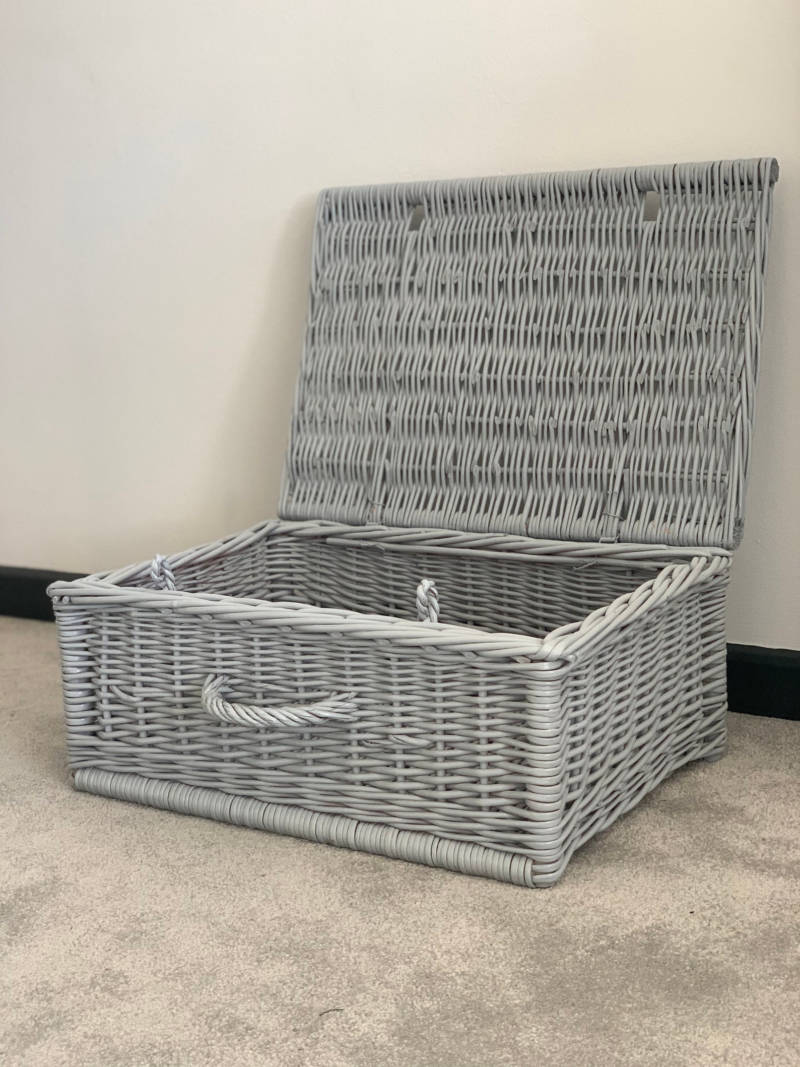 Grey Hamper Basket With Lid / Extra Large Size Picnic Basket Etsy