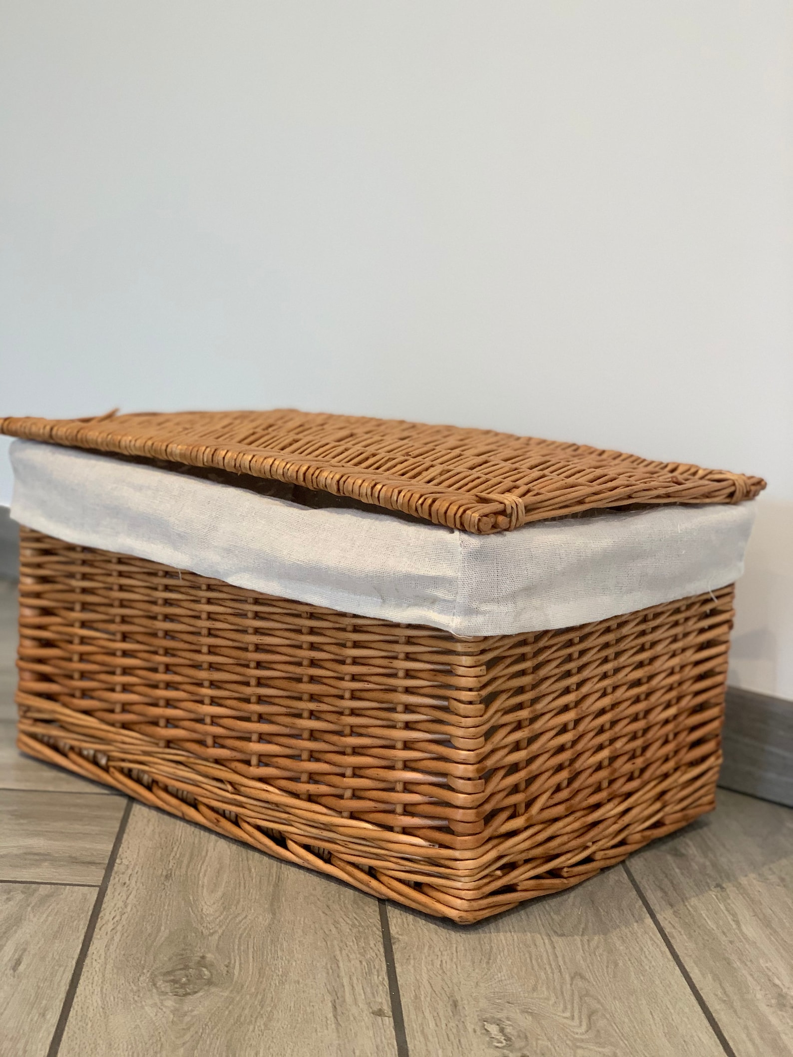 New Large Wicker Natural Style Basket With Lid and Lining Etsy UK