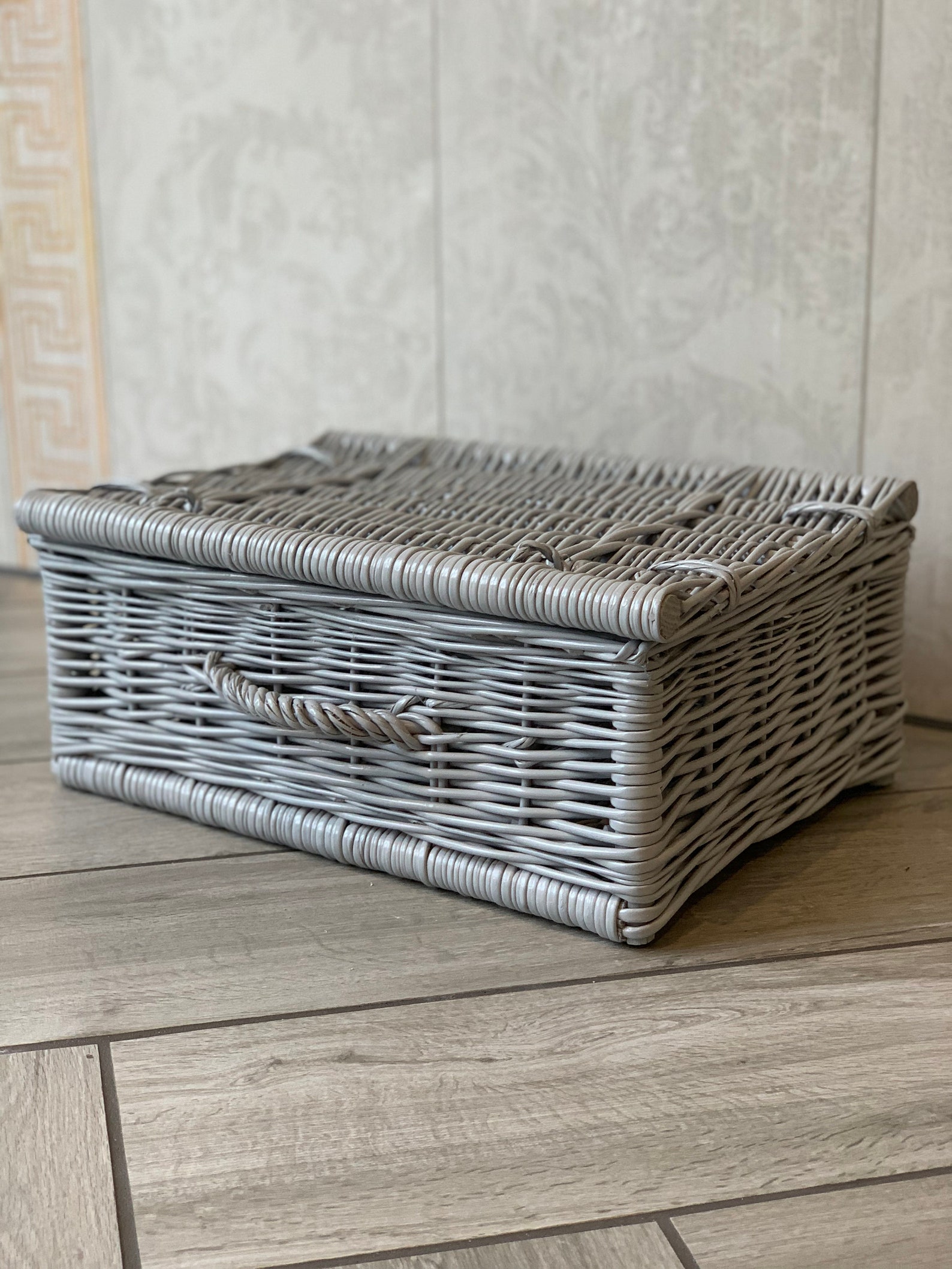 Grey Wicker Baskets With Lid / Hamper Baskets With Lid and Etsy UK