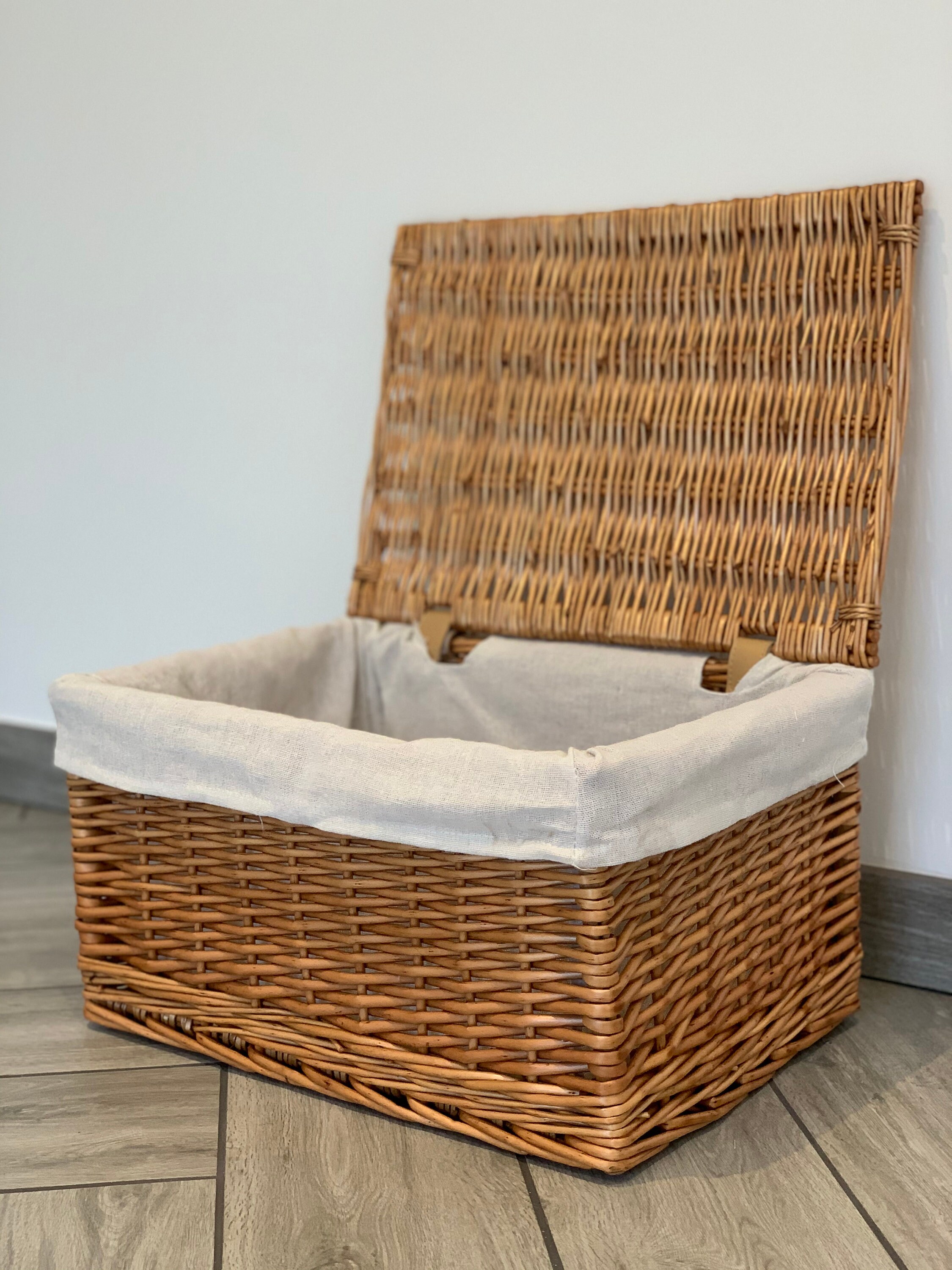 New Large Wicker Natural Style Basket With Lid and Lining Etsy UK