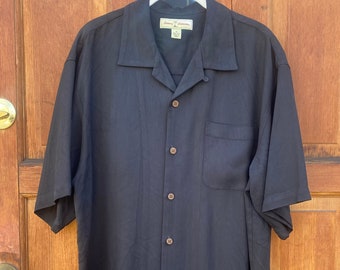 Vintage Tommy Bahama Black 100% Silk Dress Shirt, Size Medium, Mint Condition, Front Pocket, Coconut Shell Buttons