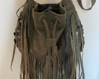 Designer Handmade Leather Cleobella Crossbody Fringe Handbag Hunter Green with Metallic Bronze on side, Mint Cond.