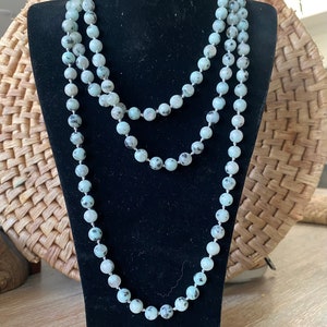 Vintage Stunning Kiwi Stone Necklace, 60 Long, Jasper Stone, Beautiful Uncommon long Necklace, Sesame Jasper Jewelry image 3