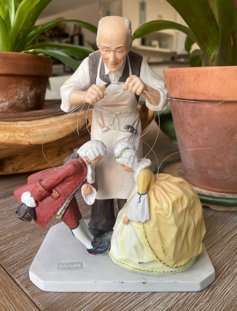 Vintage Norman Rockwell Figurine, The Puppet Maker, Saturday Evening Post Cover Oct. 22, 1932 Limited Edition Number 343 image 2