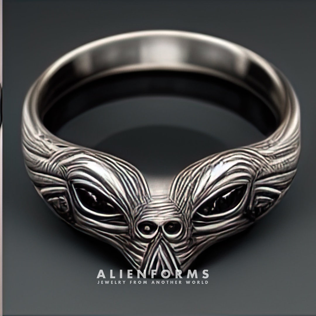 Geek Rings SKULL RING, Sci Fi Ring, Geek Ring, Futuristic Ring, Cyberpunk Ring ...