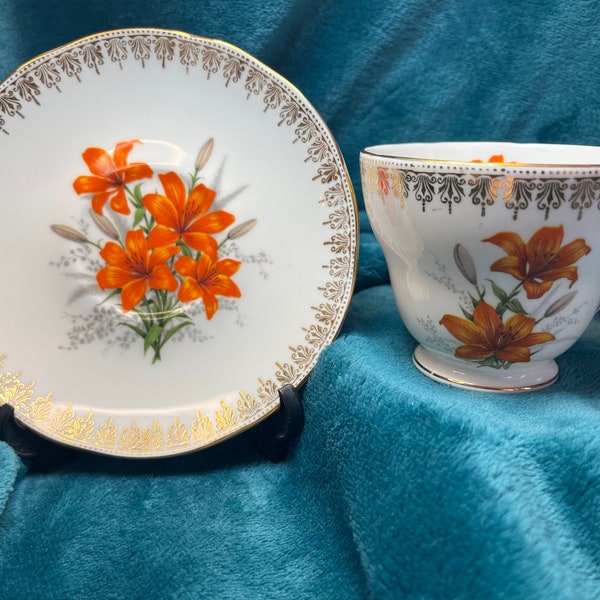 1940's Duchess Tiger Lily Teacup & saucer