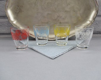 Vintage Shot Glasses x 4 Geometric Star Pattern Blue Yellow White Red Excellent Cond Kitsch Fun Party Cocktail Barware Home Bar Retro Gift