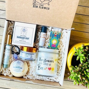 Bee Relaxed Spa Gift Basket, Natural Relaxation Care Package, Calming Bee-Themed Gift Box for Her