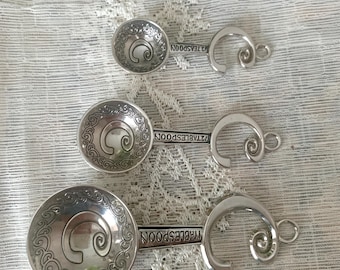 Decorative Measuring Spoon Set, French Country Kitchen Decor, Cottagecore Measuring Spoons, Monogram C Kitchen Gift