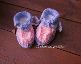 Knitted baby sneakers, baby winter shoes, wool baby slippers, soft wool, crochet baby shoes, baby shower gift, knit baby slippers