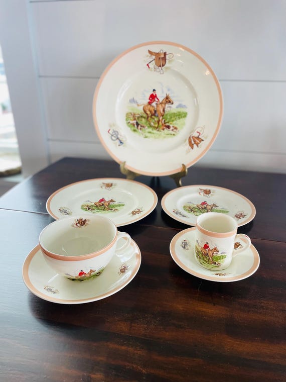 7 Piece Ambassador Ware Place Setting, English Hunting Scene