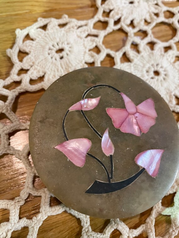 Round Alabaster/Stone Cache Box with Inlaid Flora… - image 2