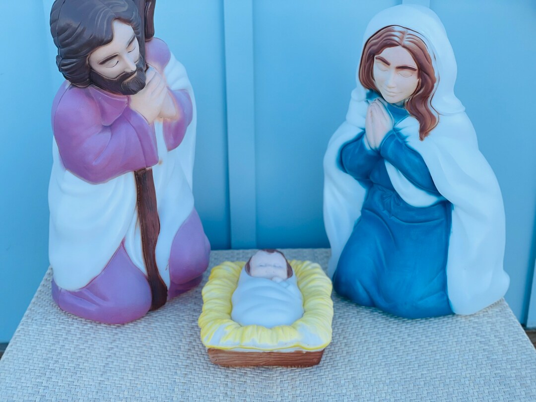 Vintage Nativity, Blow Mold Mary, Joseph, Baby Jesus, Light Up