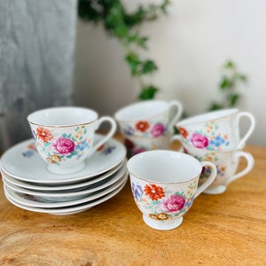 Vintage Floral Pattern Gold Rim Demi Cups and Saucers, Set of 6 cups, 5 saucers,  Made in Occupied Japan