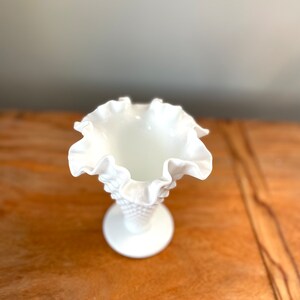 Vintage Fenton White Milk Glass Hobnail Ruffled Trumpet Vase image 2