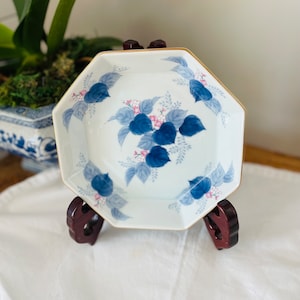 Vintage Kozan Gama Japanese Porcelain Octagonal Dish with Gilt rim, Blue leaves, Pink and White Flowers,  Kozangama, 6.75&quot;