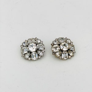 Vintage Signed Albert Weiss Rhinestone Clip earrings